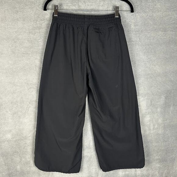 Title Nine Pants Womens Extra Small Black Slaycation Wide Leg Crop UPF 50+ Comfy - Picture 5 of 13